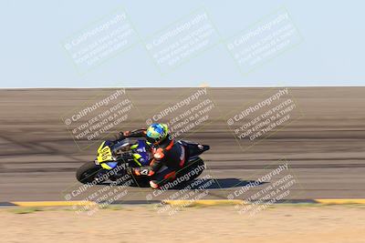 media/Oct-06-2024-Race Pace (Sun) [[d7d39ec7ad]]/5-Bowl Pans (830am)/